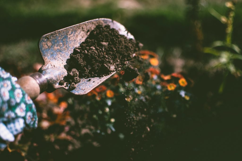 Compost, pwosesis pou fè&nbsp;konpòs.